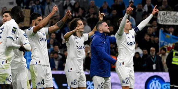 Olimpik Marsilya geriden gelip kazandı