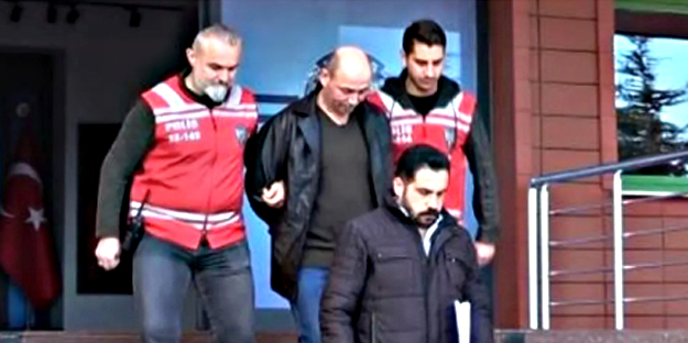 Olmaz olsun senin gibi insan! Allah seni kahretsin...