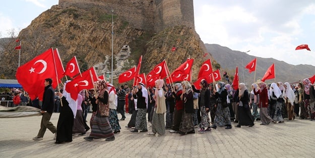 Oltu'da kurtuluş coşkusu
