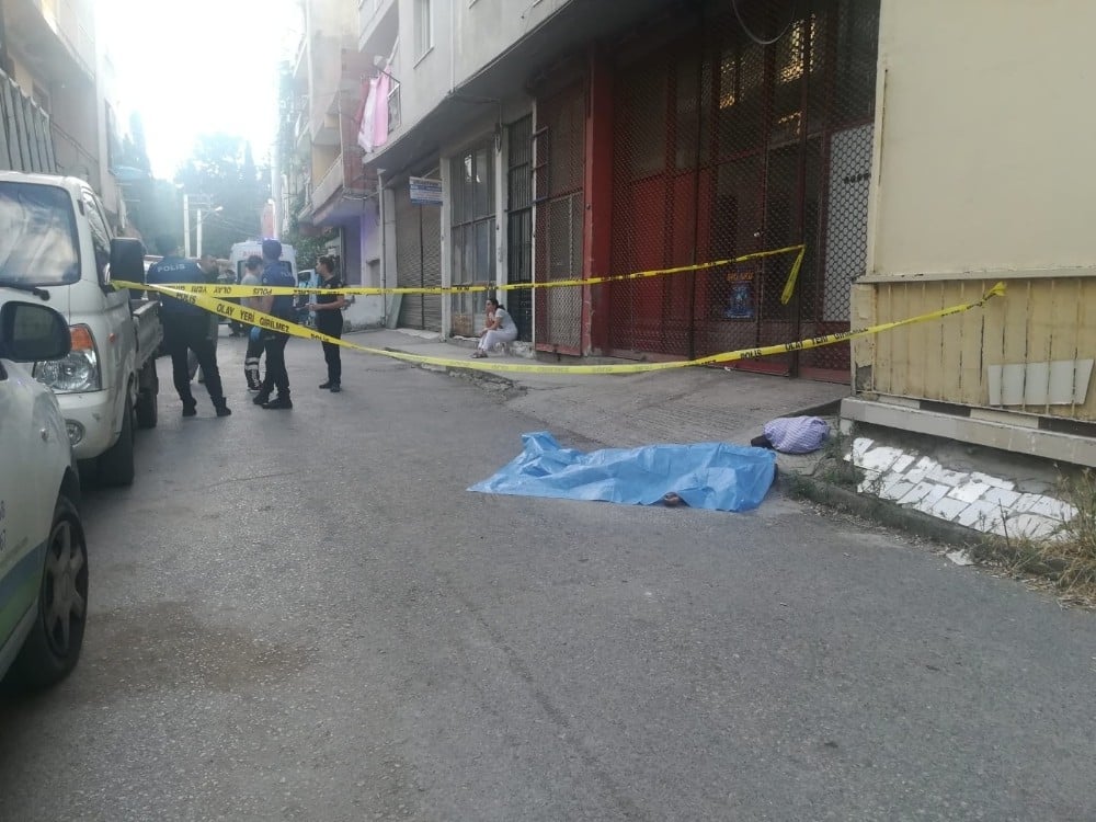Ölü bulunan babasının aramalarına cevap vermedikleri iddiasını yalanladı 