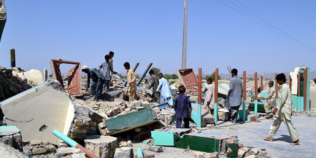 Ölü sayısı 350’yi geçti