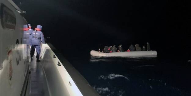 Ölüme sürüklenen göçmenleri Sahil Güvenlik kurtardı