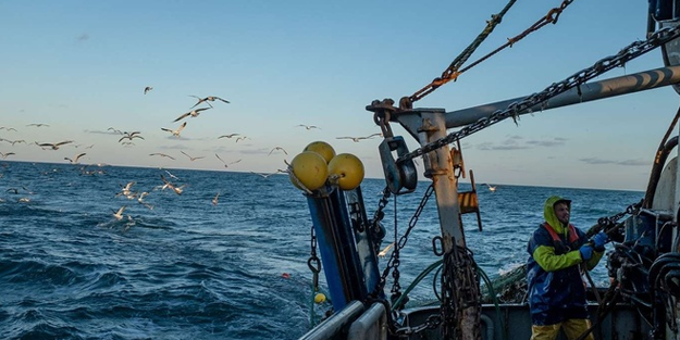  Olumsuz hava şartları nedeniyle balıkçılar denize açılamadı