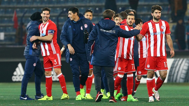 Olympiakos ligde puanı unuttu