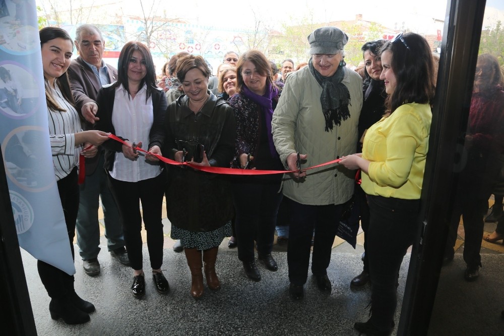 OMEK’ten yağlı boya sergisi 