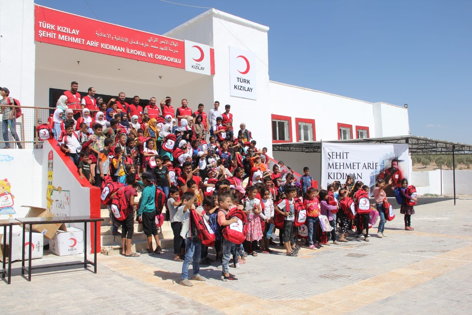 Ömrünü adadığı yetimler Kızılay Şehidi Arif Kıdıman’ı unutmadı