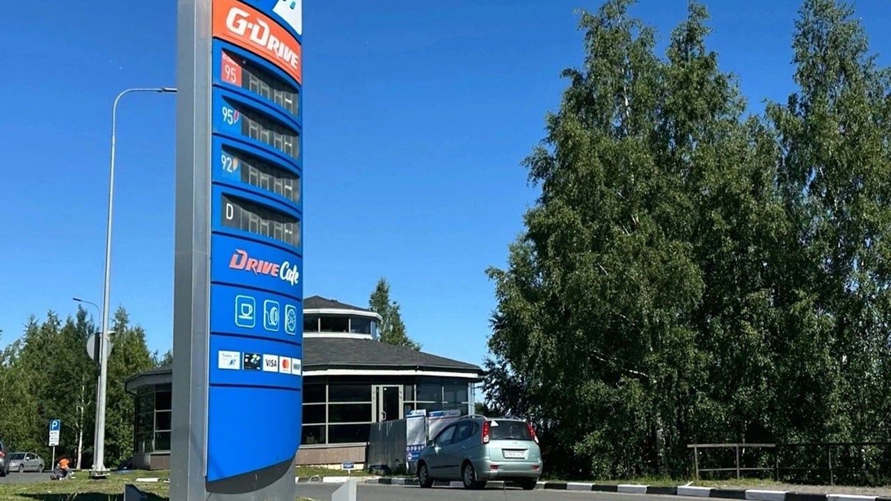 Omsk’ta pompaya kilit vuruldu! Rusya'da akaryakıt krizi büyüyor
