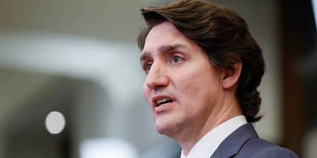On binlece kamyoncu başkente akın edince kaçmıştı! Başbakan Trudeau'dan bahaneyi buldu: Korona oldum