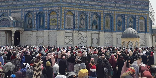 Onbinler Mescidi Aksa'ya akın etti