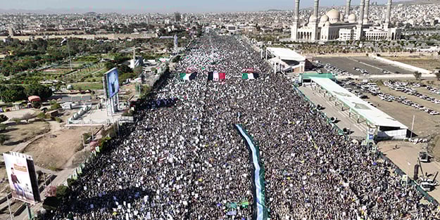 On binlerce kişi Filistin için sokaklara döküldü!