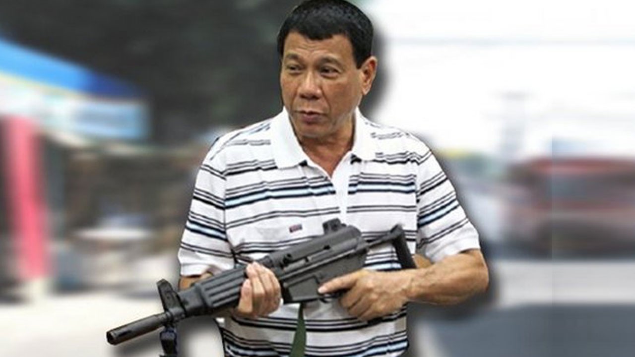 On binlerce uyuşturucu satıcısını yargısız infaz etmişti: Sokakları temizleyen başkan insanlığa karşı suçtan yargılanacak!