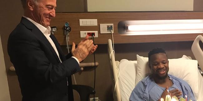 Onazi'ye hastane odasında doğum günü sürprizi