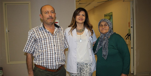 Önce kızını sonra böbreğini verdi