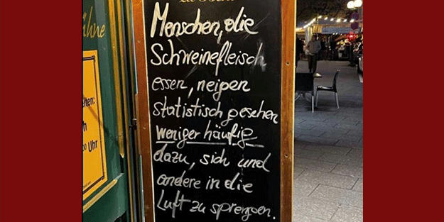 Önce yapıyorlar sonra özür diliyorlar! Yersen! İslam düşmanlığı resmen paçalarından akıyor