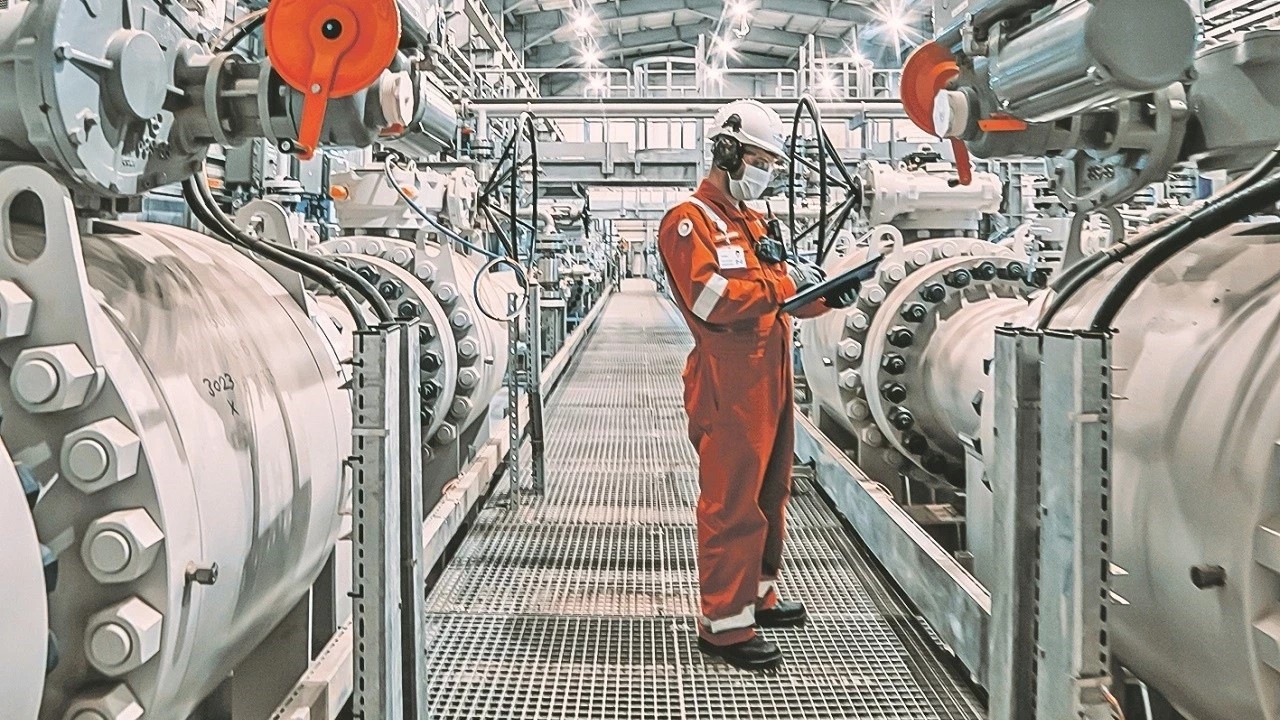 'Önceliği sınırlarımıza en yakın olanlara vereceğiz' Komşuya enerji kıyağı