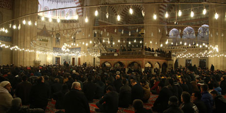 Öne eğilme var: Selimiye Camisi elden geçecek