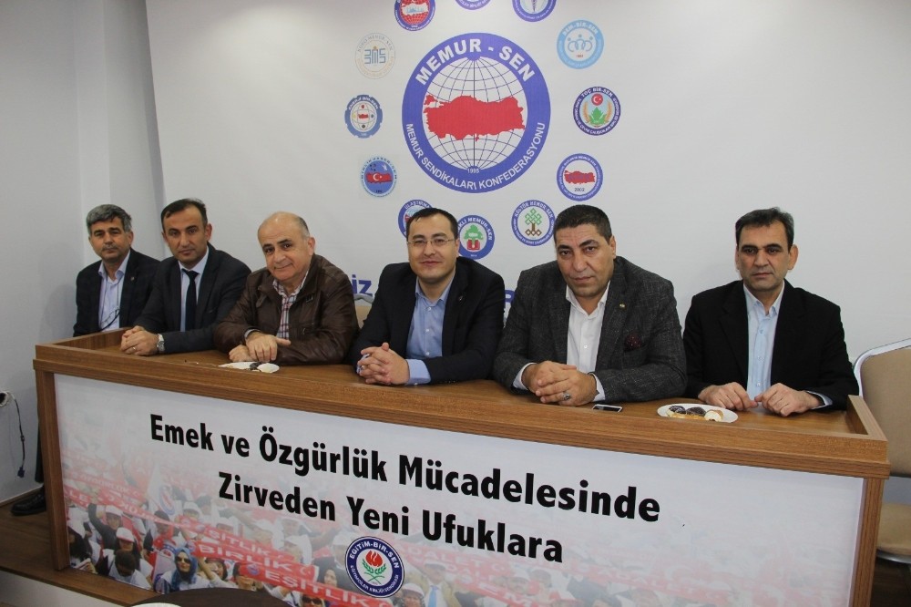 Öner’den gündeme dair açıklamalar 