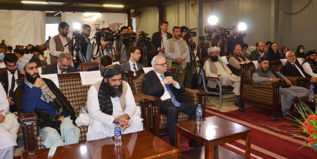 Onlar uyuşturucu trafiği yapıyor Türkiye hastane dikiyor