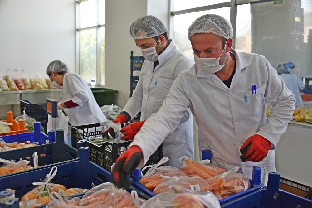 Online semt pazarının lideri patates ve çilek oldu 