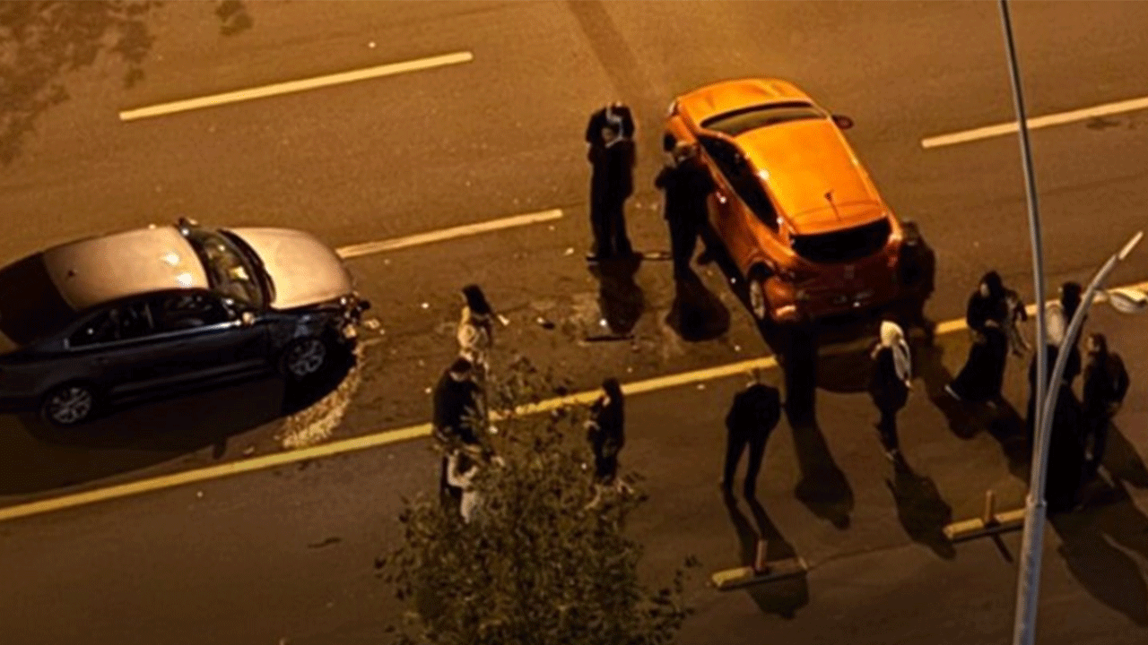 Önündeki aracı fark etmedi! Düğün konvoyu birbirine girdi!