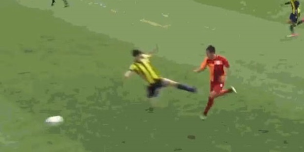 Skandal karar sonrası hakemliğe noktayı koydu