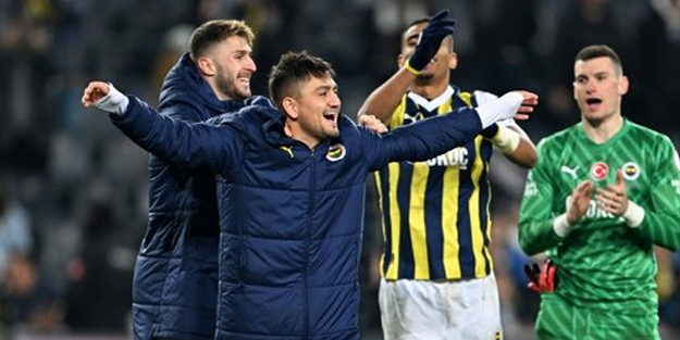 Oosterwolde'ye çılgın teklif, resmen duyurdu! Dört gözle bekleniyor! Meğer 22 yaşında! Az önce Türkiye ile paylaşıldı