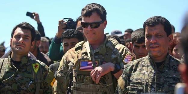 Operasyon öncesi YPG/PKK'da ortalık karıştı! Terörist elebaşı, gece yarısı darbesiyle görevden alındı