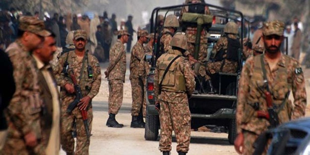 Operasyon yapıldı! Pakistan'da çatışma