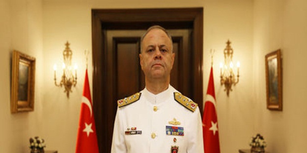 Oramiral Bostanoğlu darbecileri böyle atlattı