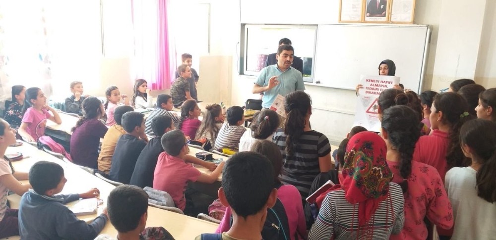 Orataköy’de vatandaşlar kene konusunda bilgilendirildi 