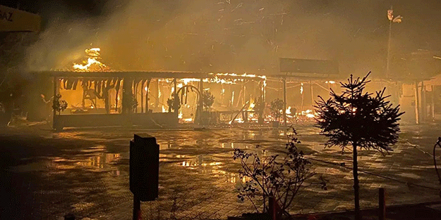 Ordu’da bir restoran, cayır cayır yandı! Küle döndü