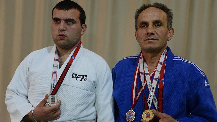 Ordu'da geç başladığı sporda, engellilere örnek olmak istiyor