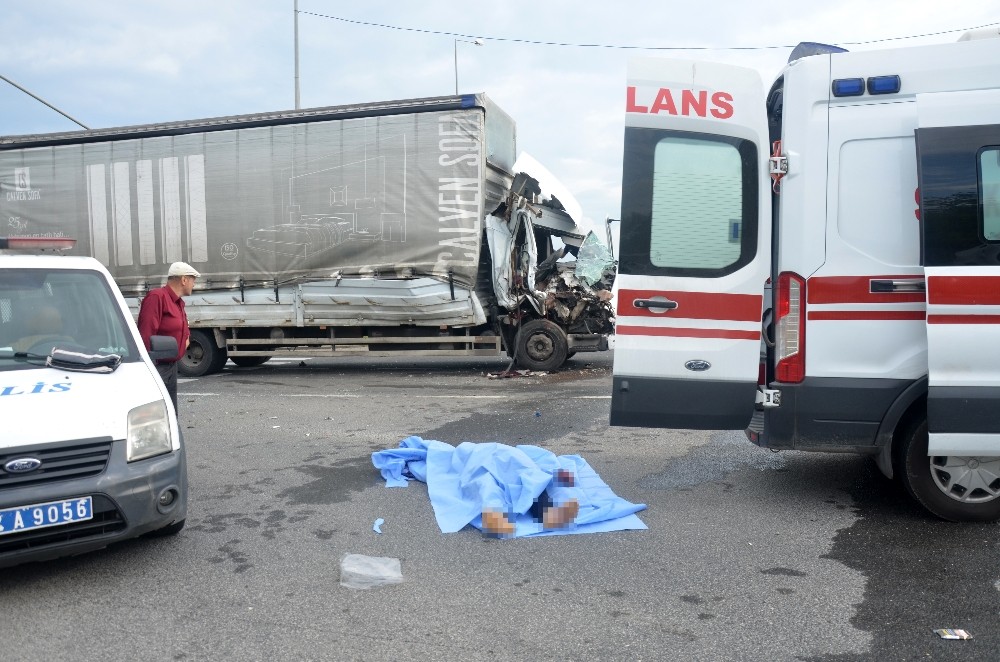 Ordu’da kamyon tıra çarptı: 1 ölü, 1 yaralı 