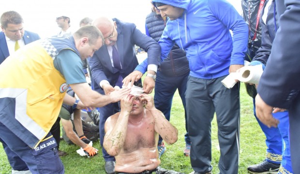 Ordu'da milletvekili adayı yaralıya ilk müdahalede bulundu