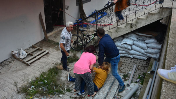 Ordu'da öğretmenin dikkati 2 çocuğu kurtardı!