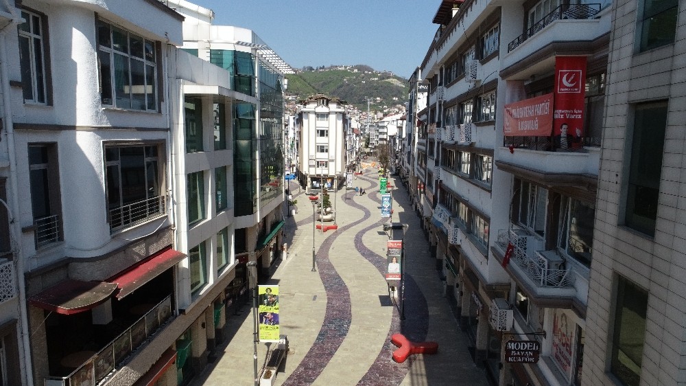 Ordu’da yasağın ardından sokaklar ıssız kaldı 