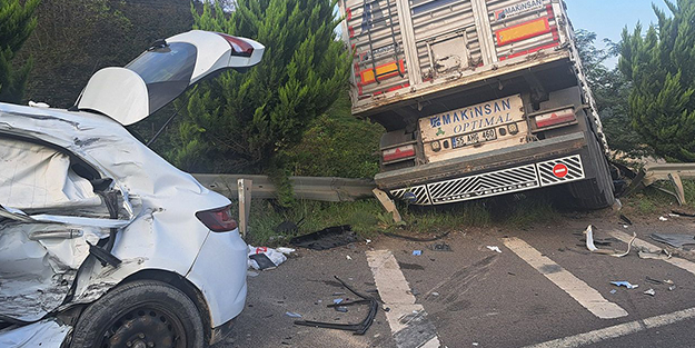 Ordu'da zincirleme kaza: 1'i ağır 5 yaralı