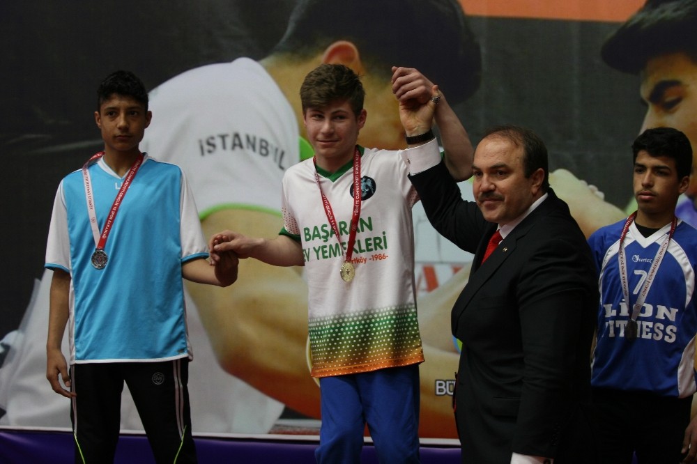 Ordu’daki bilek güreşi müsabakaları sona erdi 