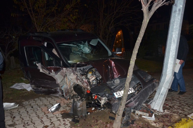 Ordu’nun Ünye ilçesinde trafik kazası: 2 yaralı