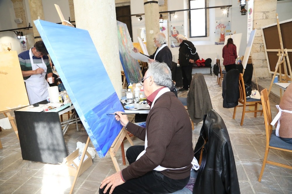 Ordu’yu resmediyorlar 