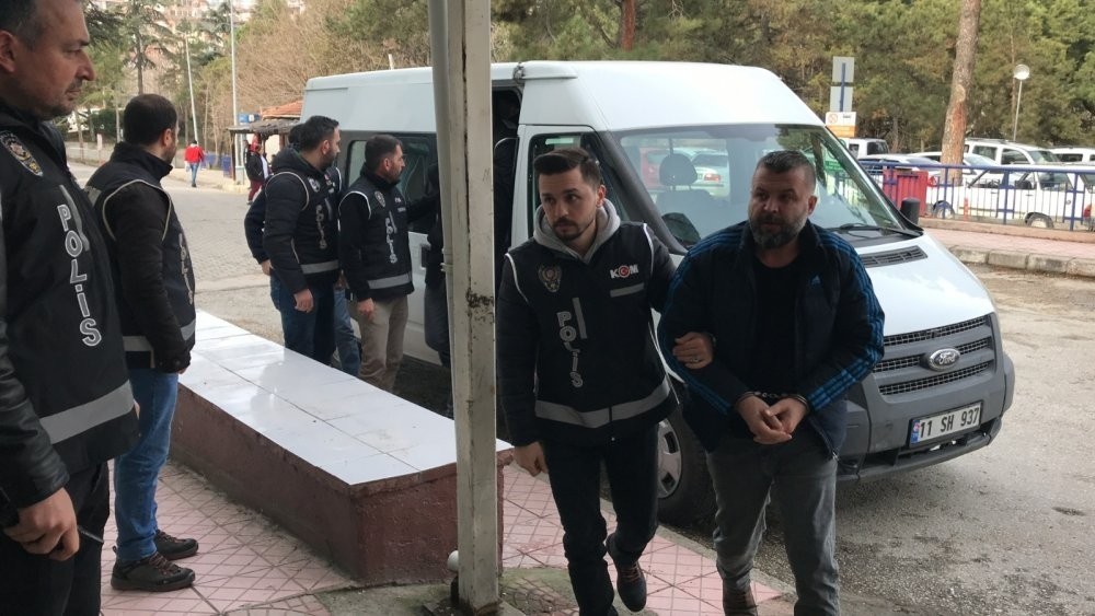 Organize suç örgütüne operasyonunda 2 tutuklama 