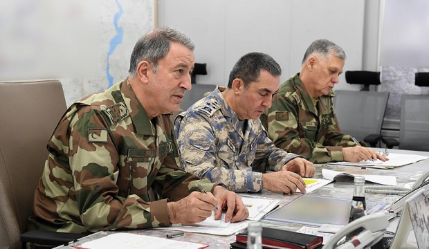 Orgeneral Akar'dan özel mesaj