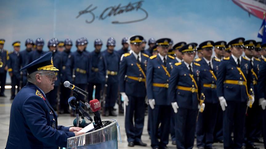 Orgeneral Yaşar Güler, Pilotaj Eğitimi Mezuniyet Töreni'ne katıldı