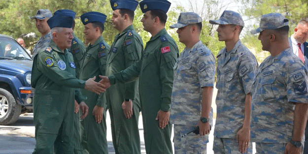 Orgeneral Kadıoğlu Mehmetçiği ziyaret etti