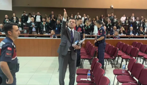 "Örgüt Başı" İmamoğlu'nun yargı tacizi: Mahkemede şirretlik provası!