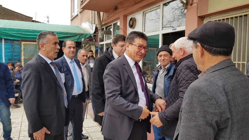 Orhan Alper’e yoğun ilgi 