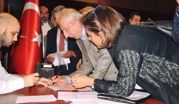 Orhan Miroğlu, AK Parti'den aday adayı oldu