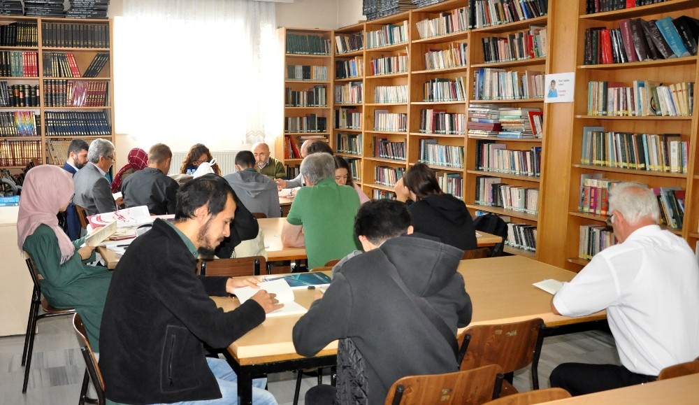 Orhangazi Kütüphanesi haftanın 7 günü hizmet verecek 