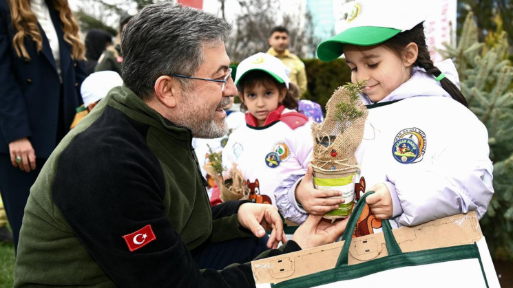 Orman Haftası’nda anlamlı buluşma: Minik çevreciler iş başında