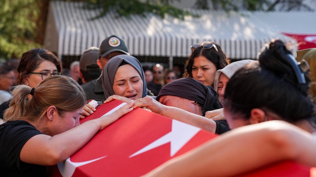 Orman şehitlerine son görev!